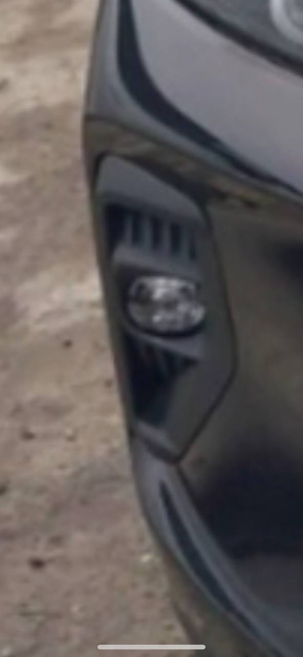 Купити пластикова вставка птф ліва Ford Escape 