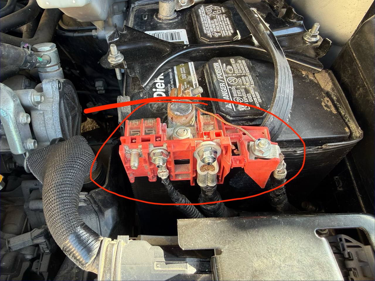 Купити блок предохранителей Mazda CX-5 