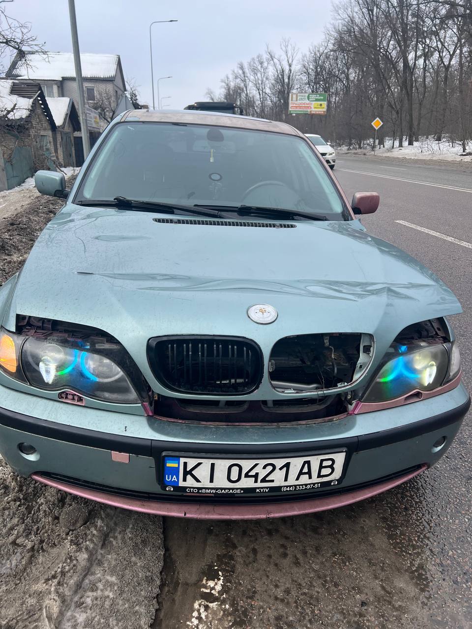 капот BMW 2002 р. 