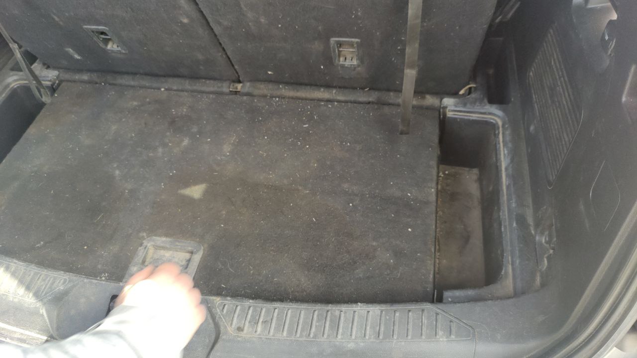Купити бокові вставки Ford 