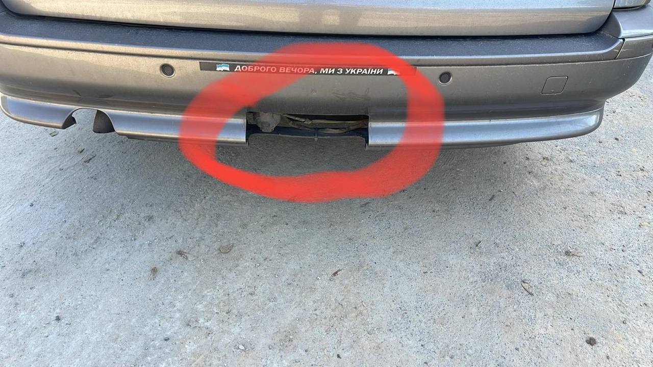 заглушка під фарко BMW 