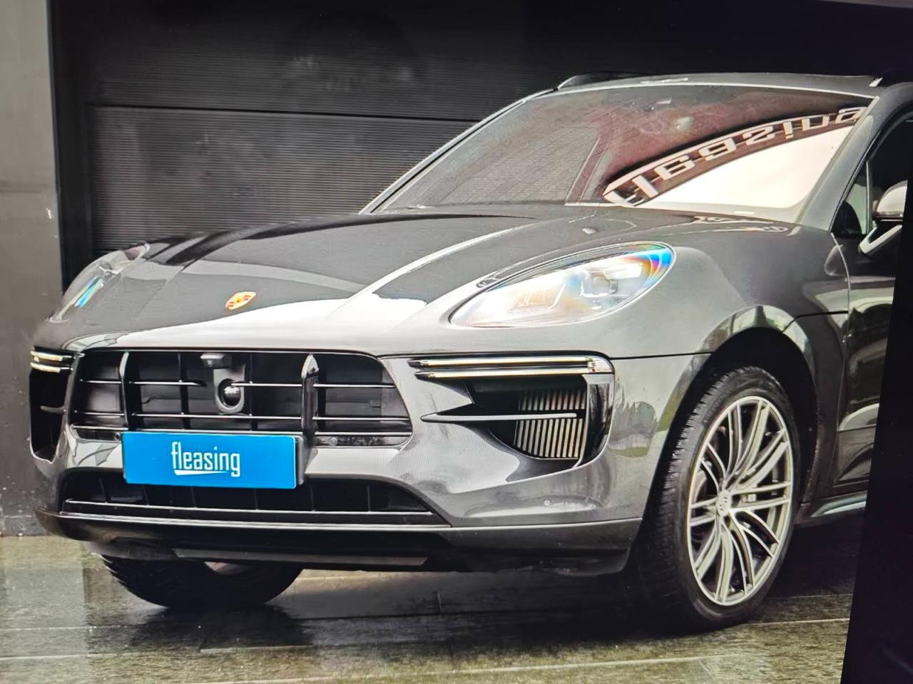 бампер Porsche Macan 