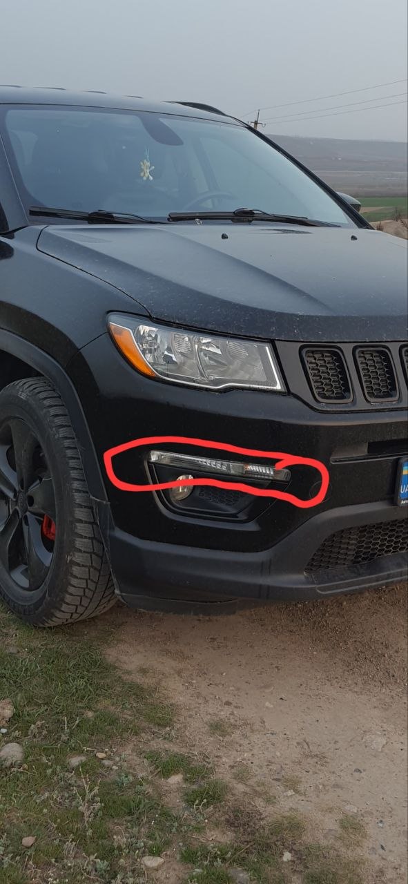 Купити правий поворотник-дхо Jeep Compass 2018 р. 