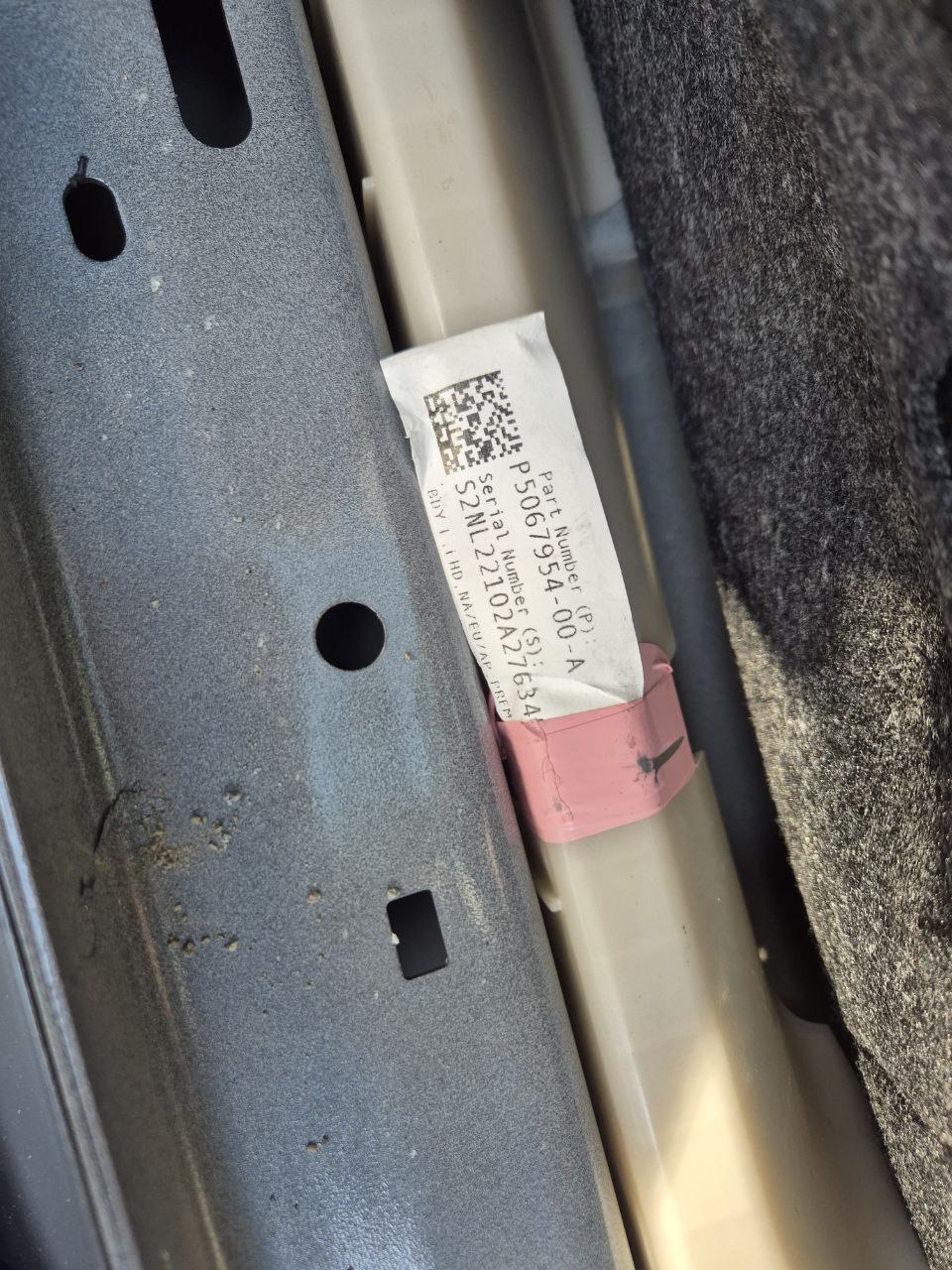 проводка салона Tesla Model 3 2022 р. 