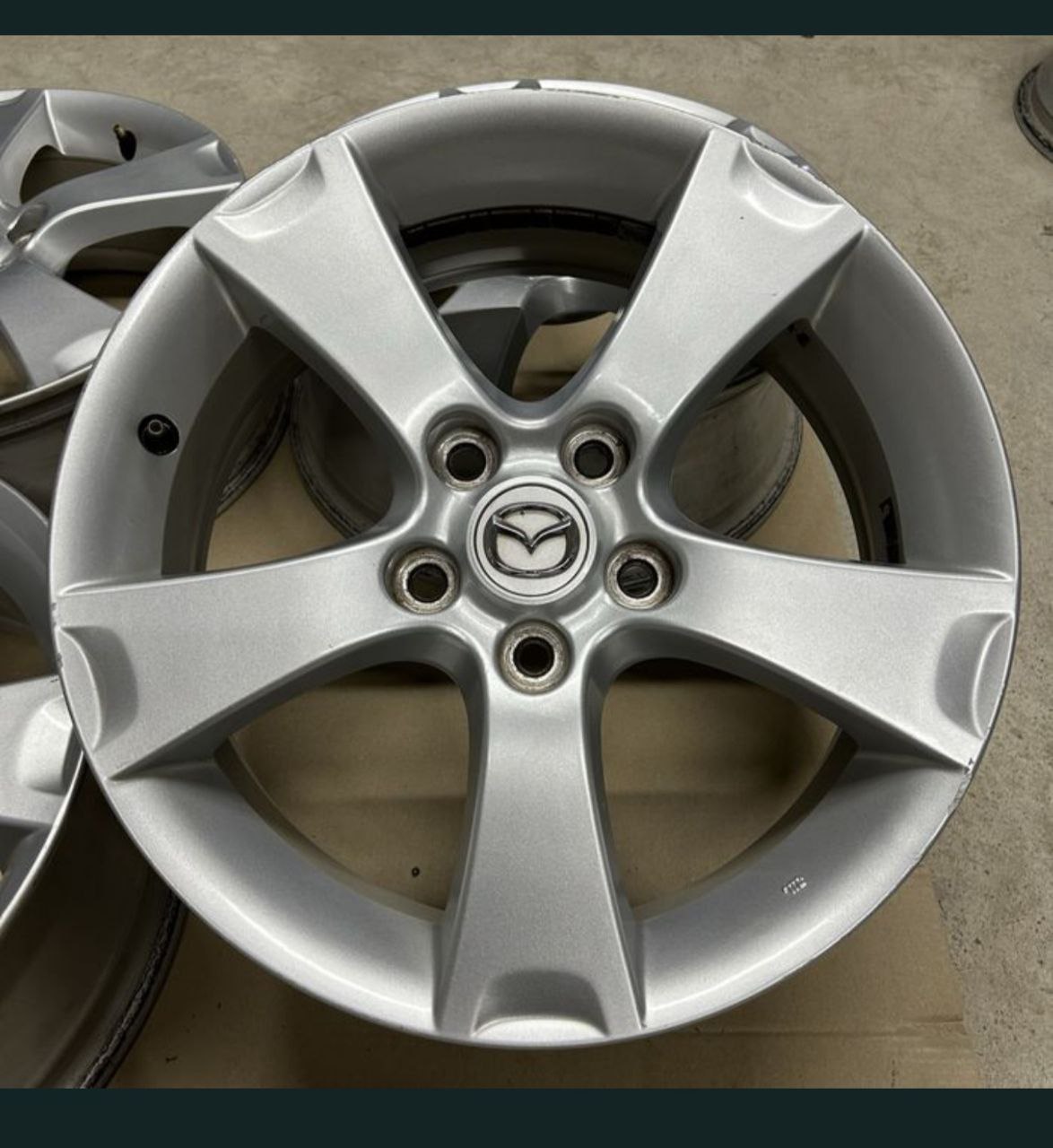 деталь із зображення Mazda 