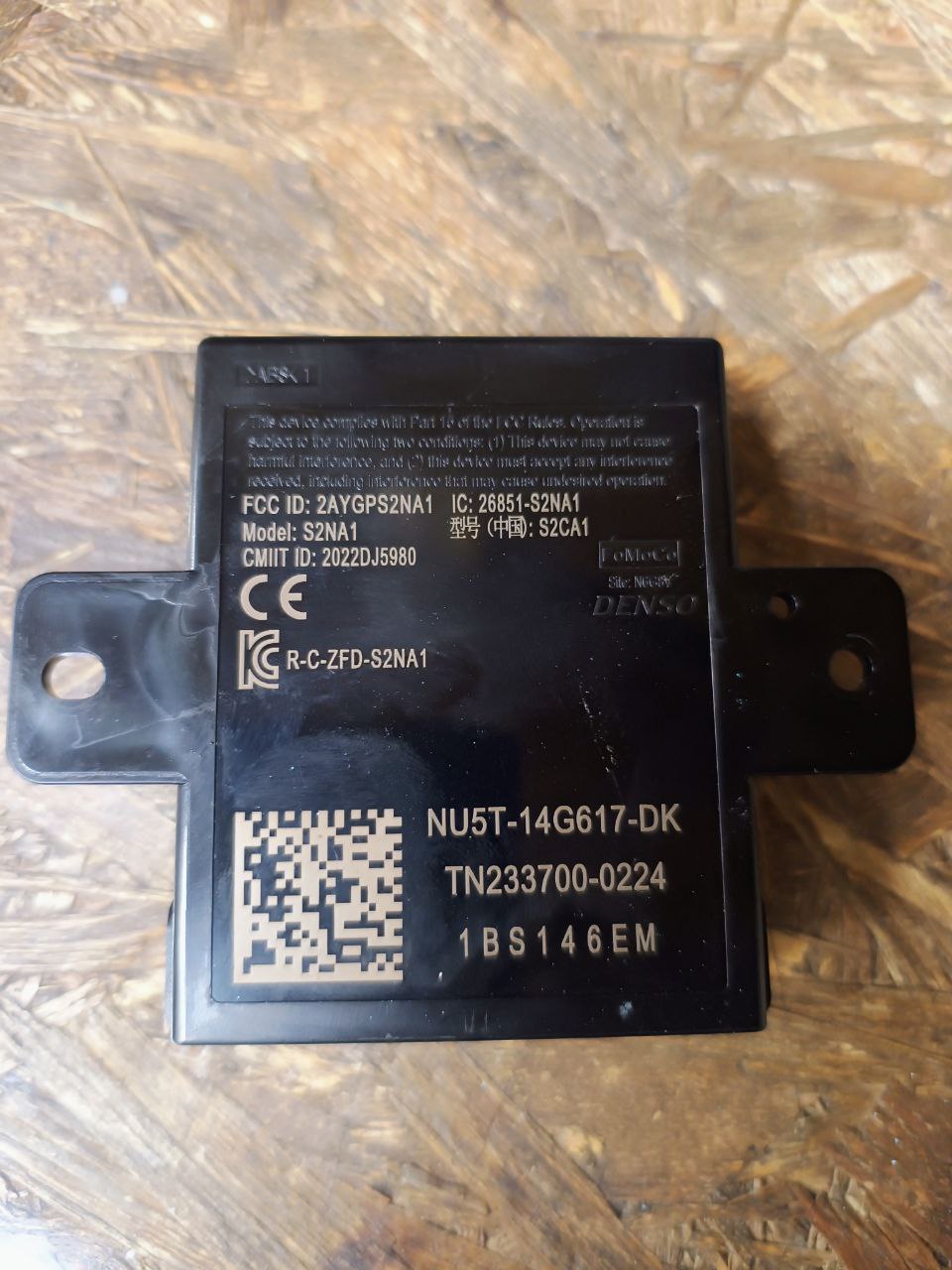 блок Ford Mustang Mach-E 