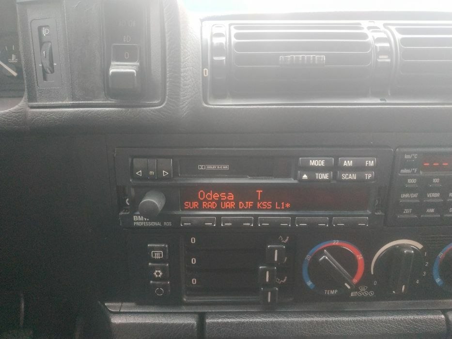 Купити магнітола BMW 