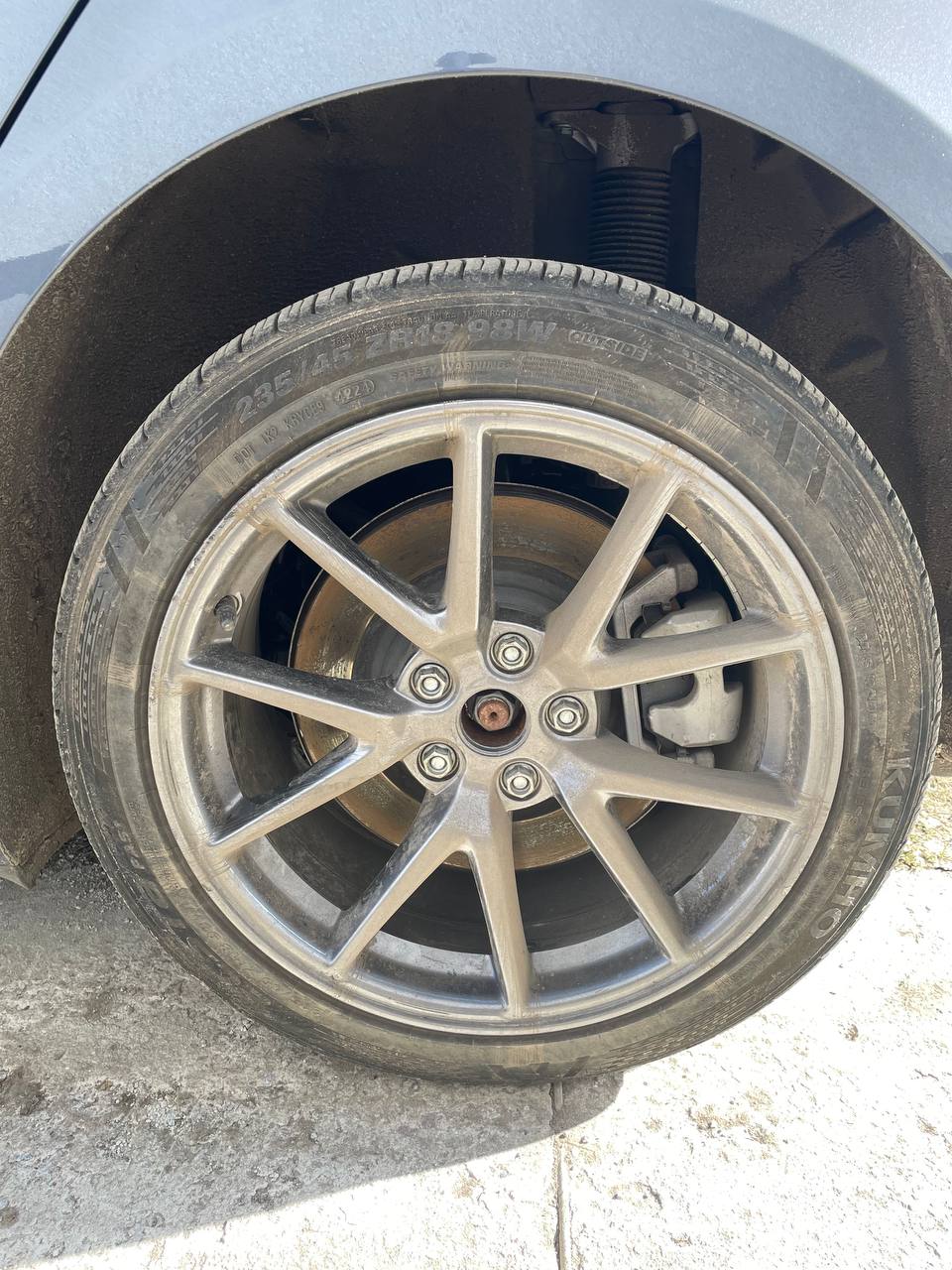 Купити шина Land Rover 