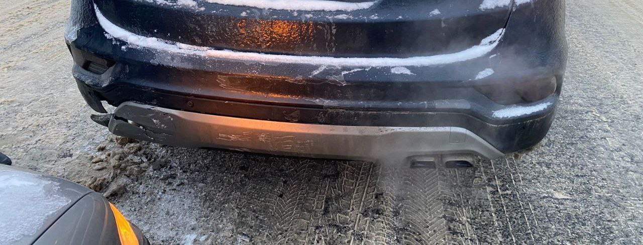 нижня та середня частина Санта фе 3 Hyundai 2017 р. 