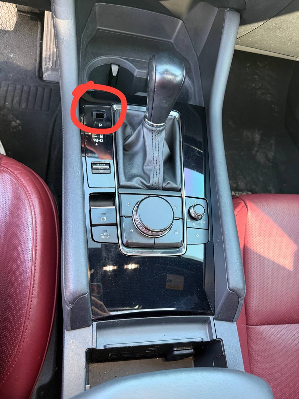 заглушка Mazda 6 