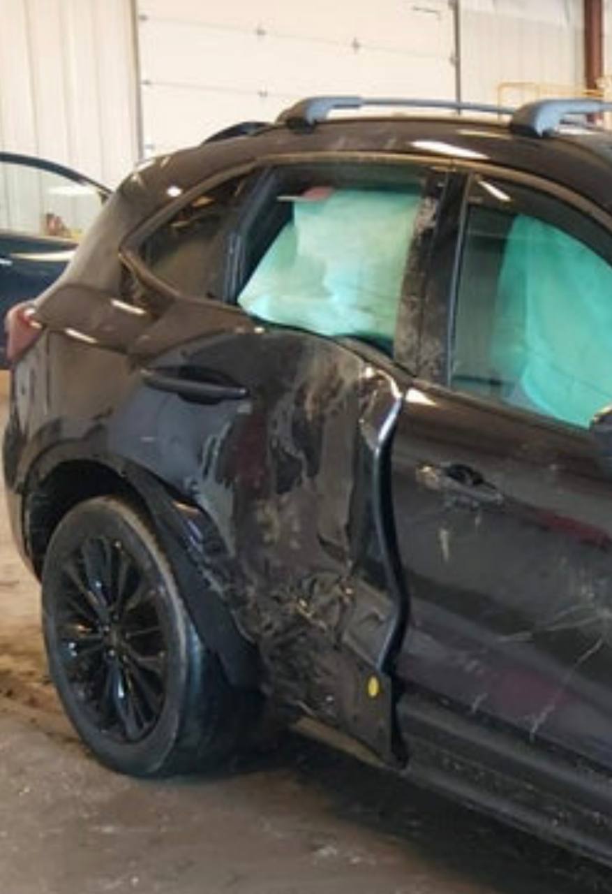 Купити арка задня права Ford Escape ST 2023 р. 