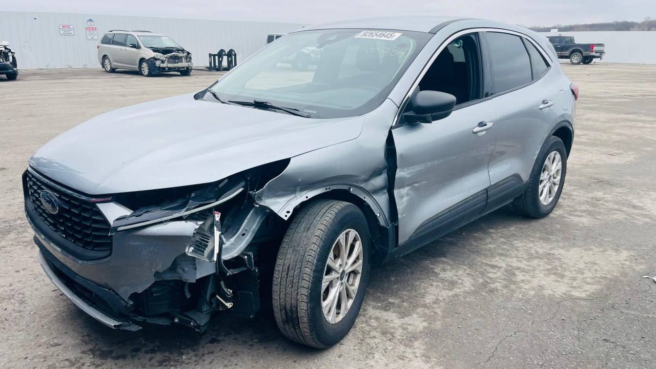 Купити двері Ford 2023 р. 