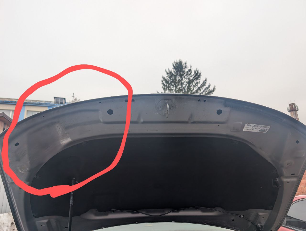 ущільнювач під капот 