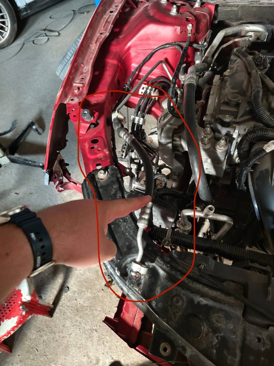 Купити бачок омивателя Mazda 