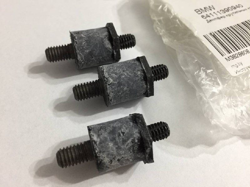 демферні кріплення BMW 