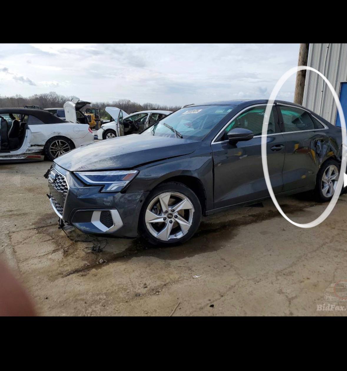 Купити БИТУЮ ДВЕРЬ задню леву Audi 