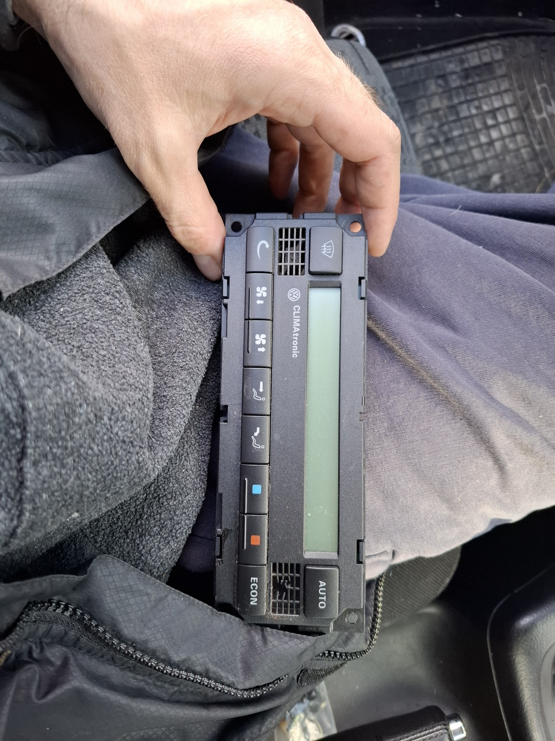 Купити блок клімату Volkswagen дорест 2000 р. 