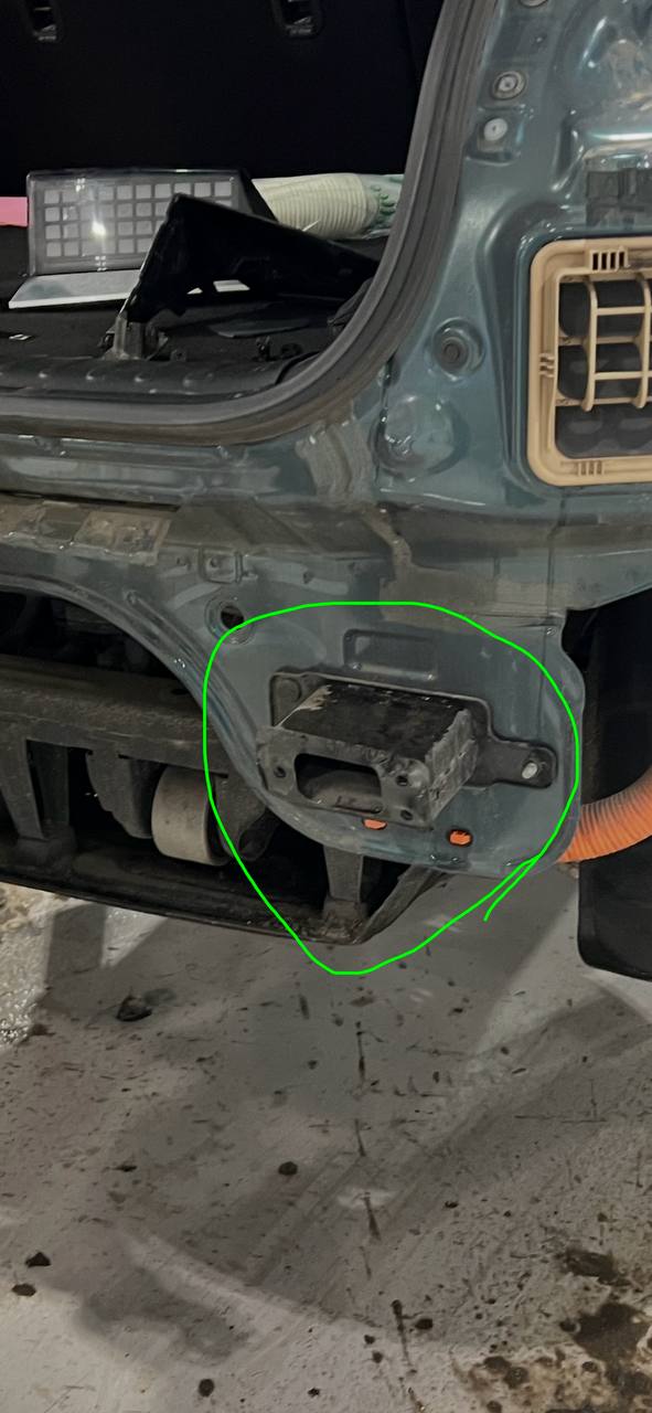 Купити болти на підсилювач заднього бампера Hyundai 