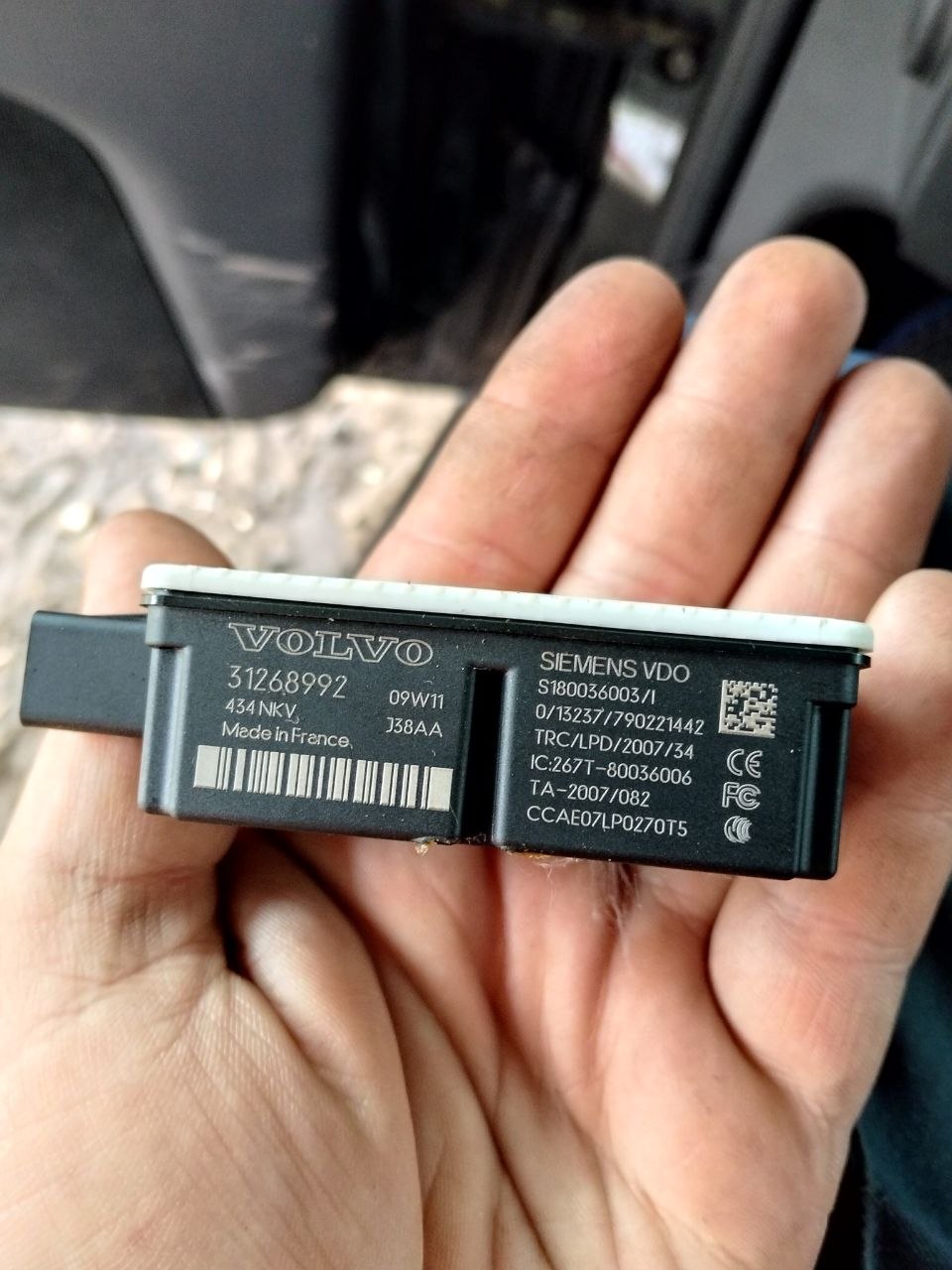 Купити датчик Volvo V50 
