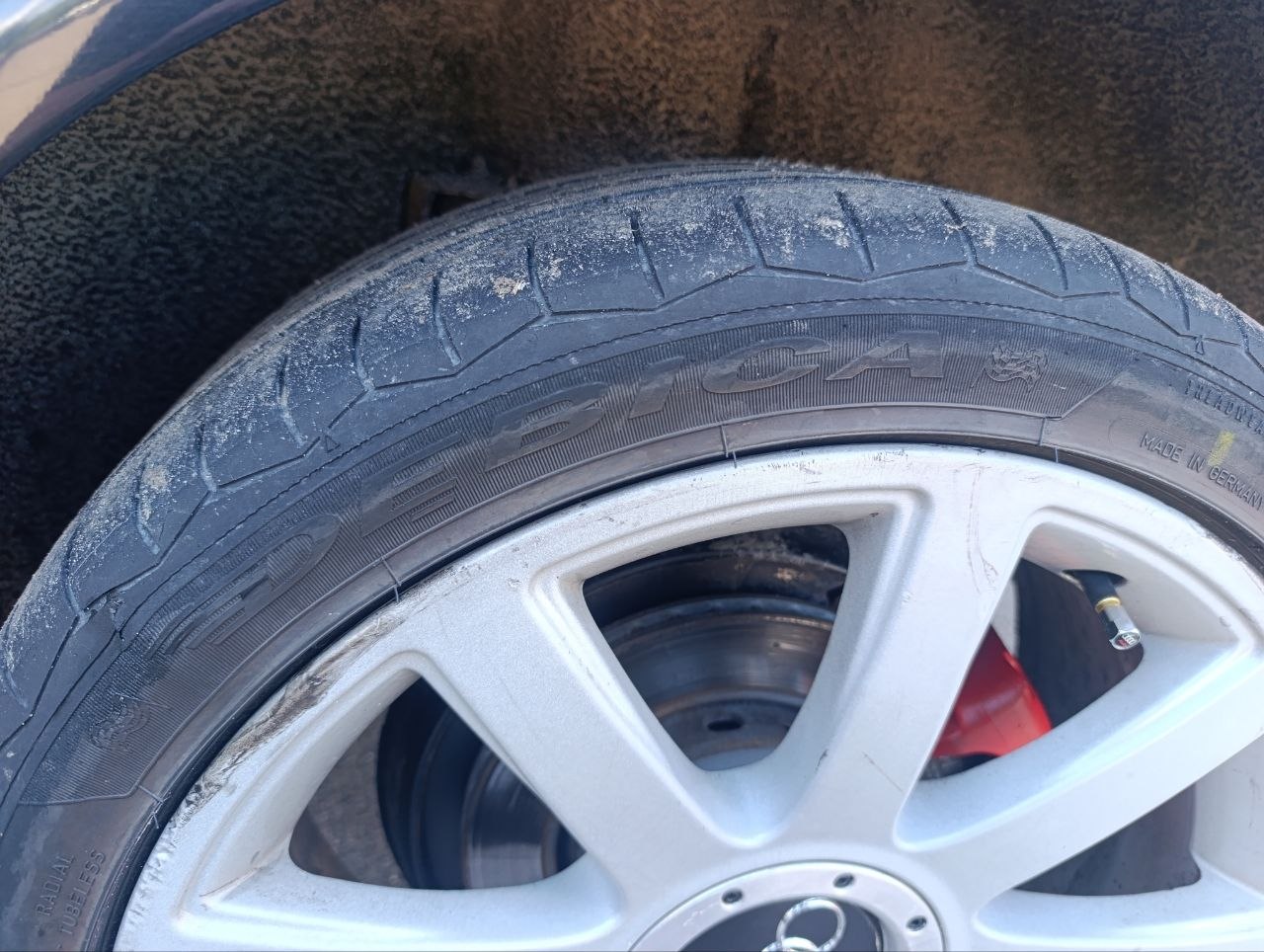 Купити деталь із зображення Audi 