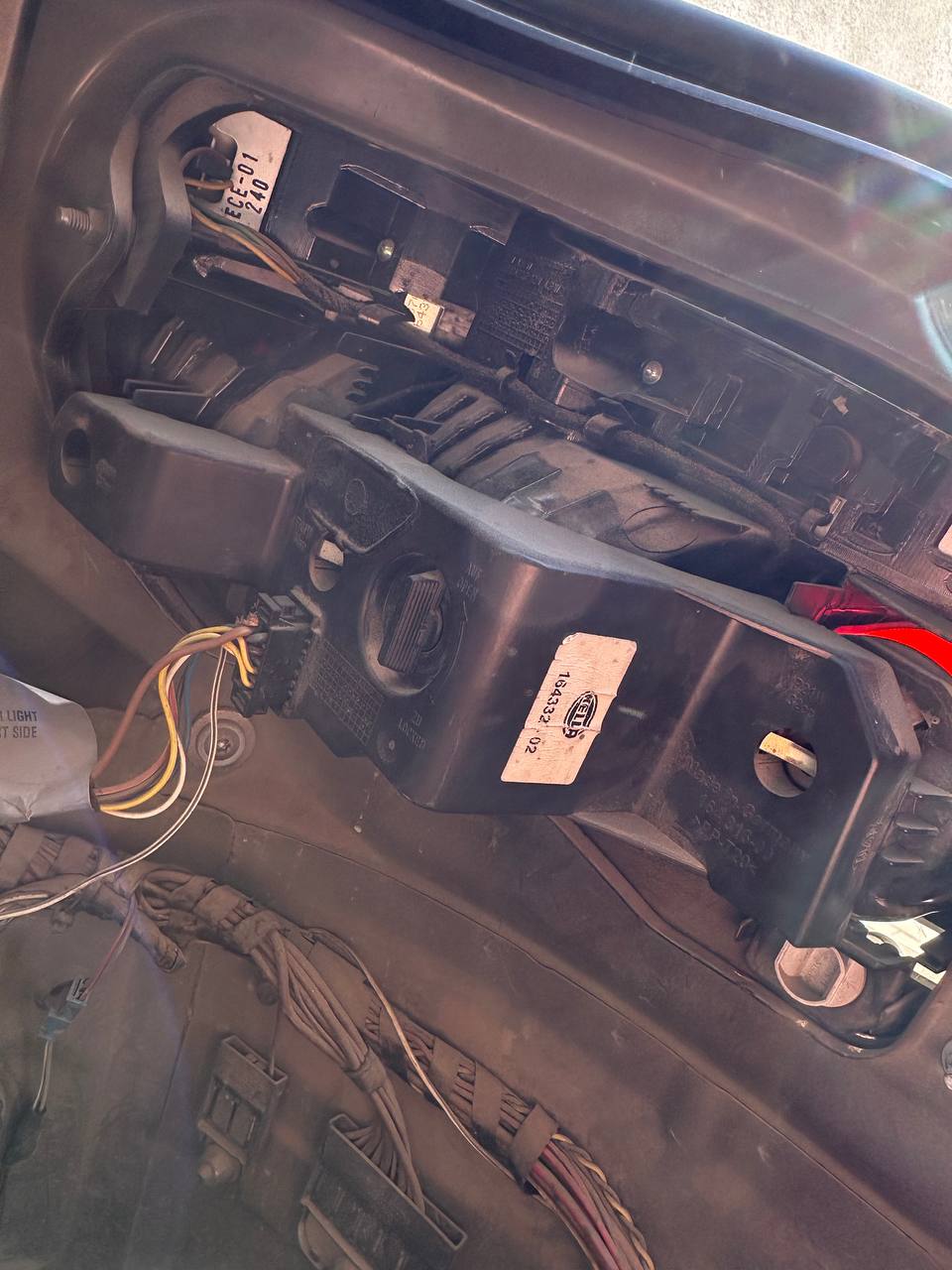 Купити деталь із зображення BMW M5 