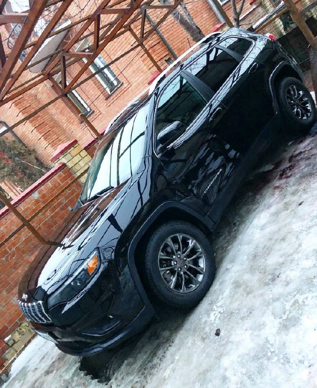 Купити деталь із зображення Jeep Cherokee 2018 р. 