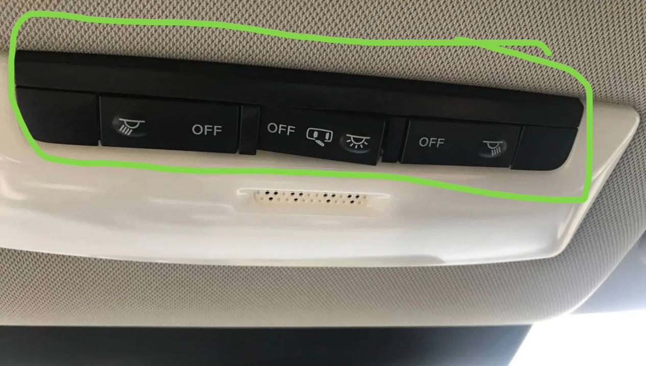 Купити деталь із зображення Nissan Leaf 