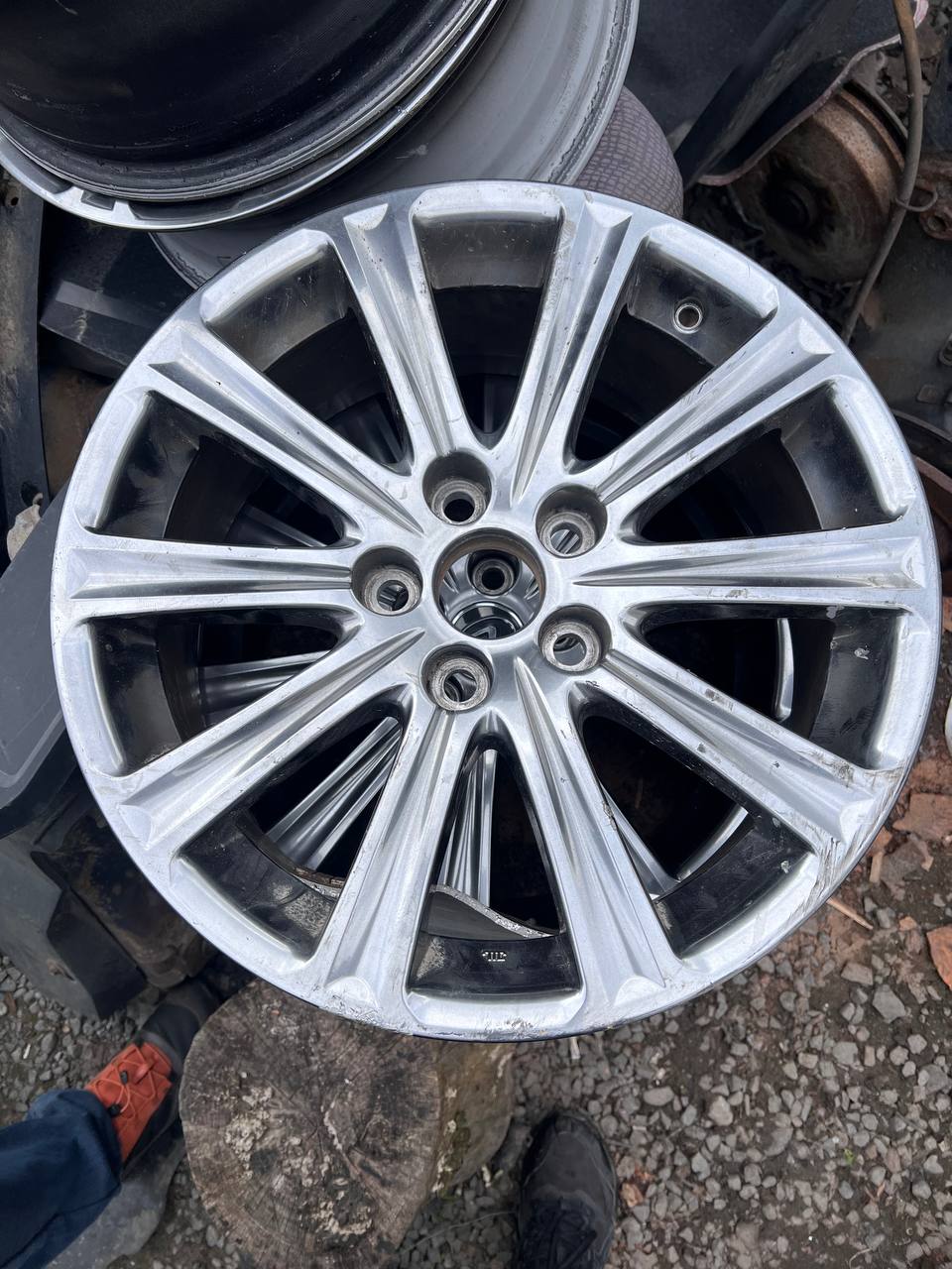 Купити диск r17 Lexus 