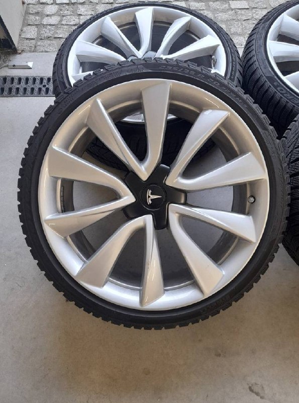 Купити диск Tesla 