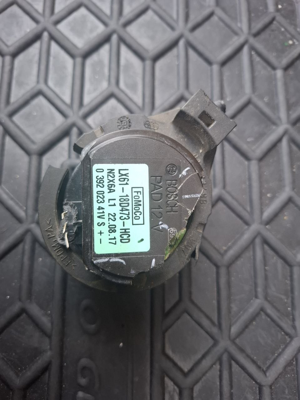 Купити додаткова водяна помпа Ford Escape 