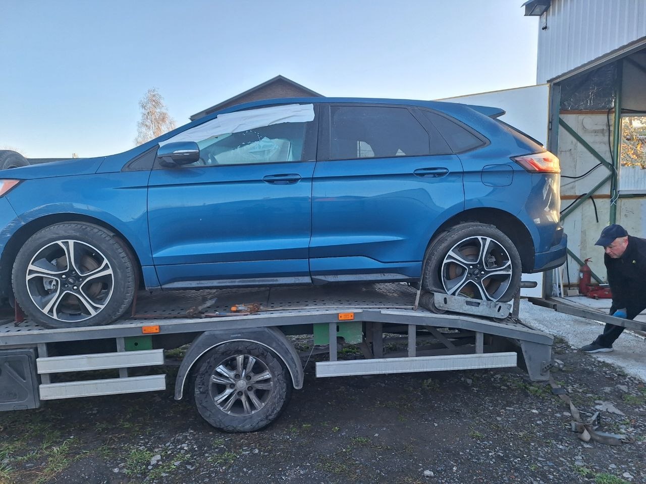 Купити двері Ford Edge 
