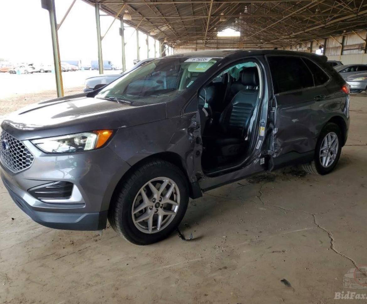 Купити двері передні Ford Edge 