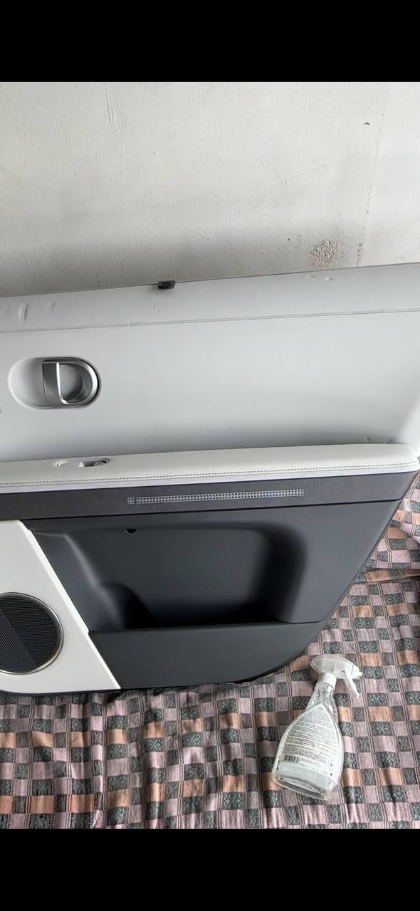 Купити дверна карта Hyundai limited 