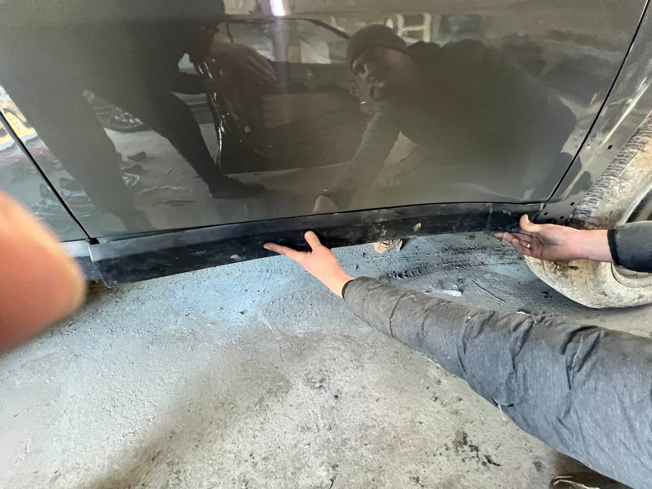 накладка на двері праві передні Jeep Compass 