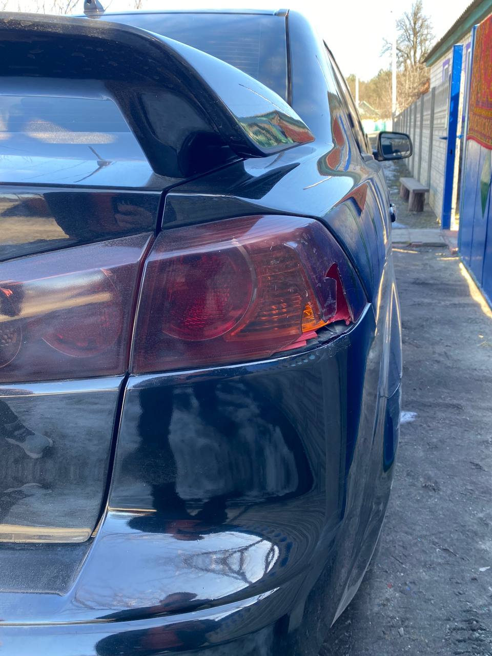 Купити задня фара Mitsubishi 