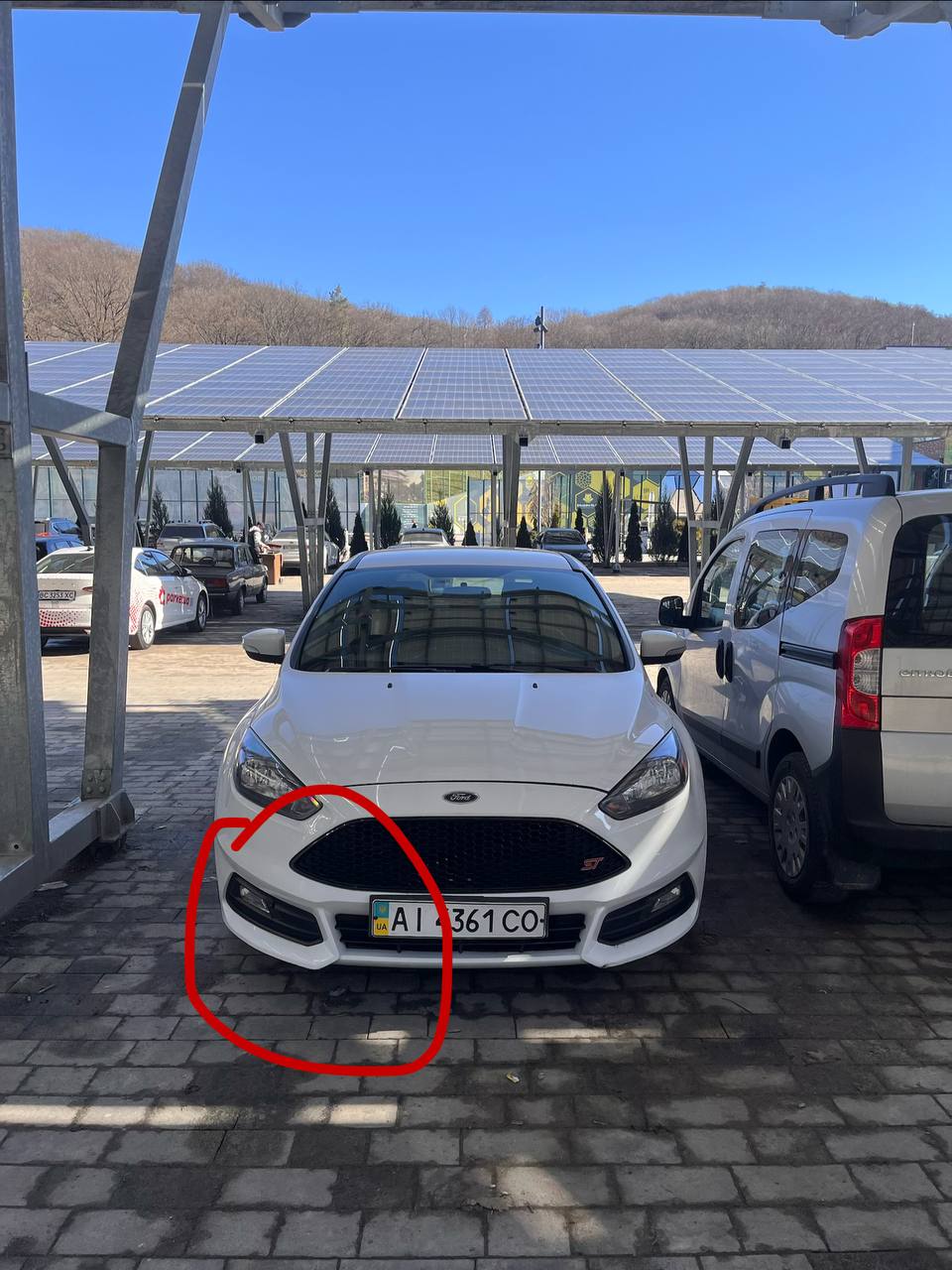 пластикова матова решітка Ford Focus 2018 р. 