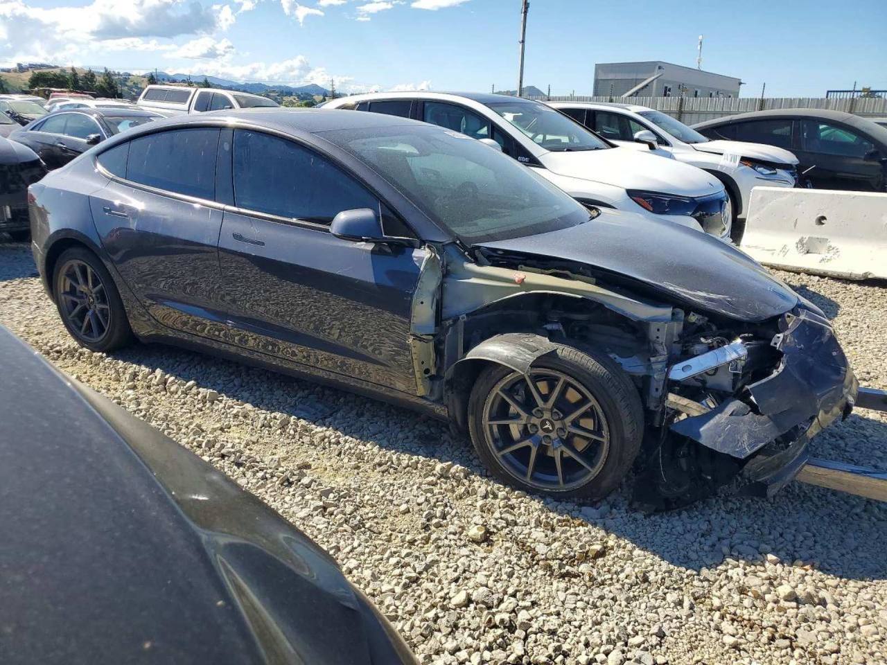 Купити фара праву Tesla Model 3 