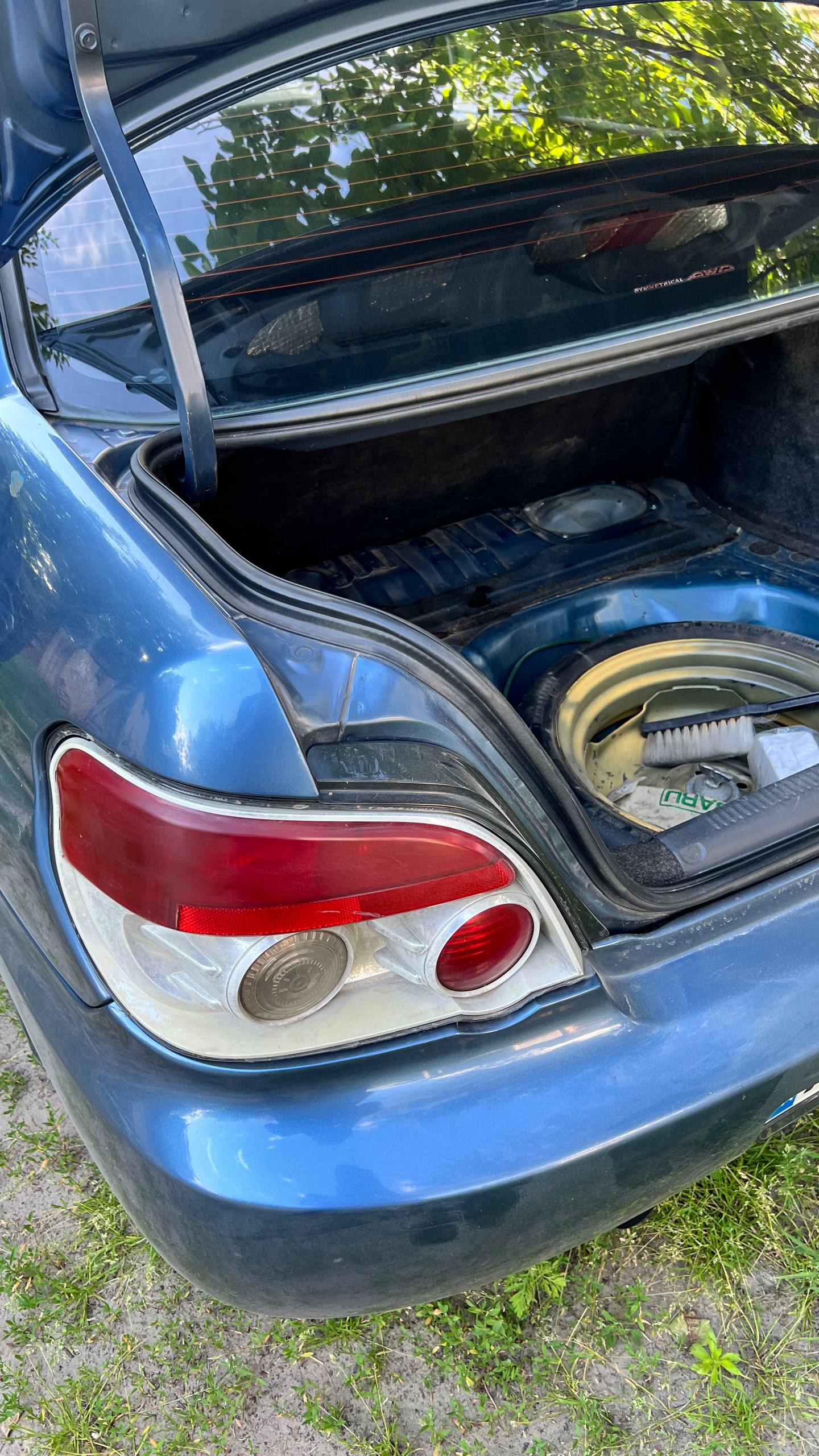 Купити фара Subaru 