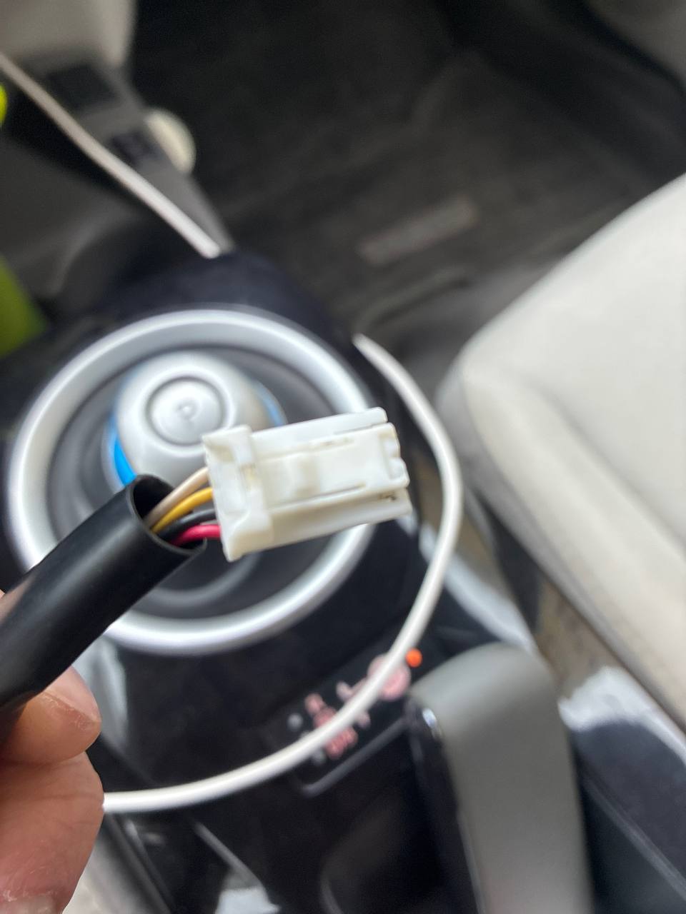 Купити фішка «мама» Nissan Leaf 2013 р. 