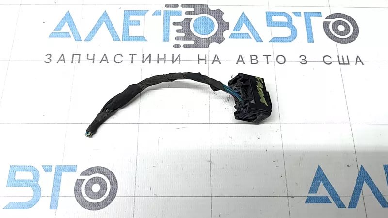 Купити Фішка проводки переднього бампера BMW 3 Series 
