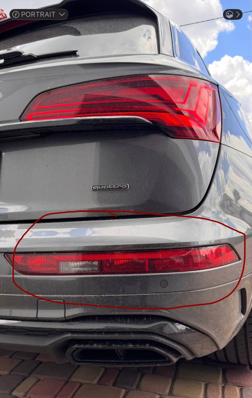 Купити фонарь Audi Q5 2022 р. 