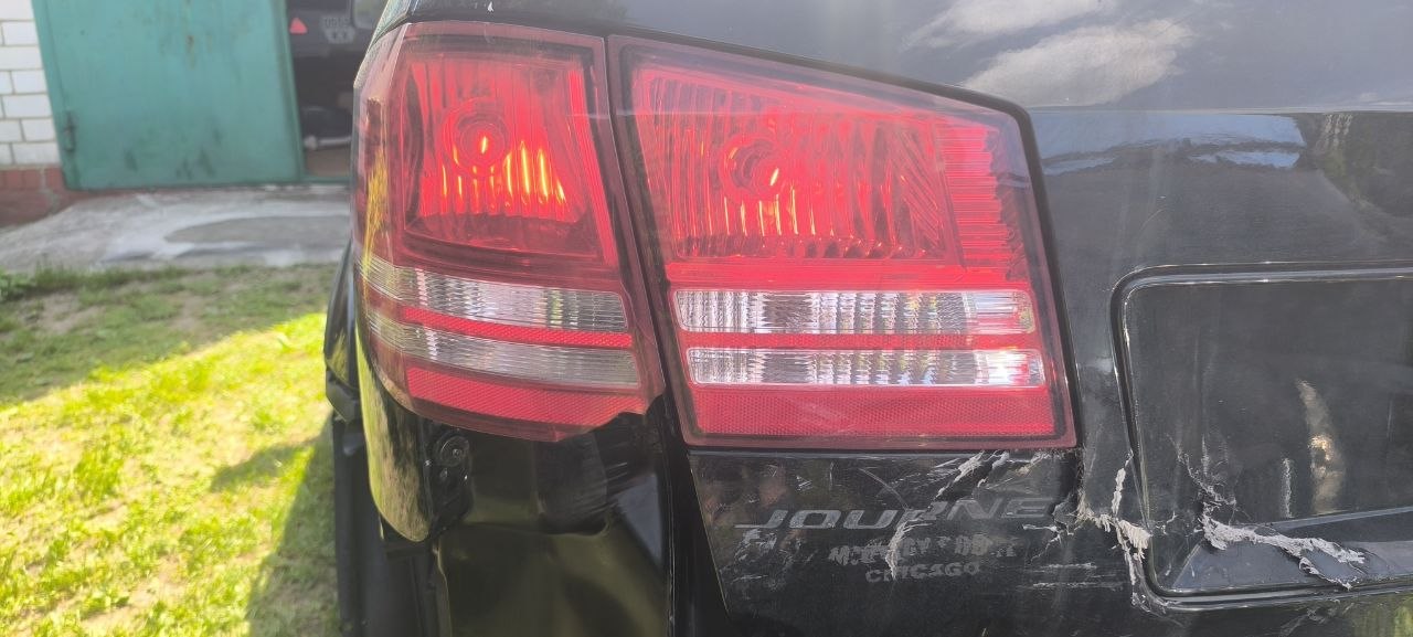 Купити фонар Dodge 