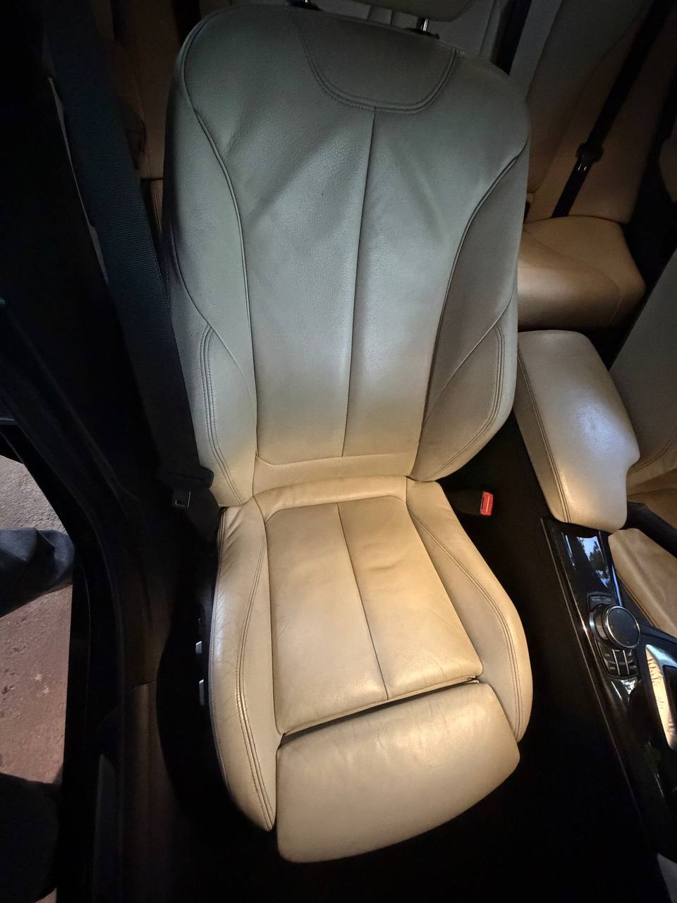 Купити капот BMW 3 Series 