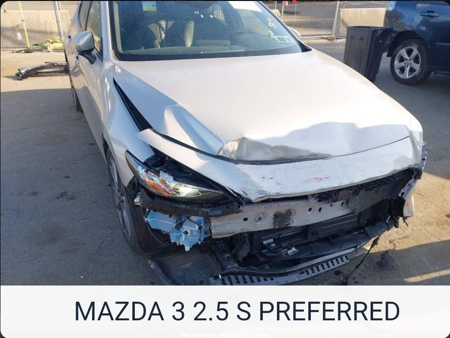 Купити капот Mazda 3 хетчбек 2024 р. 