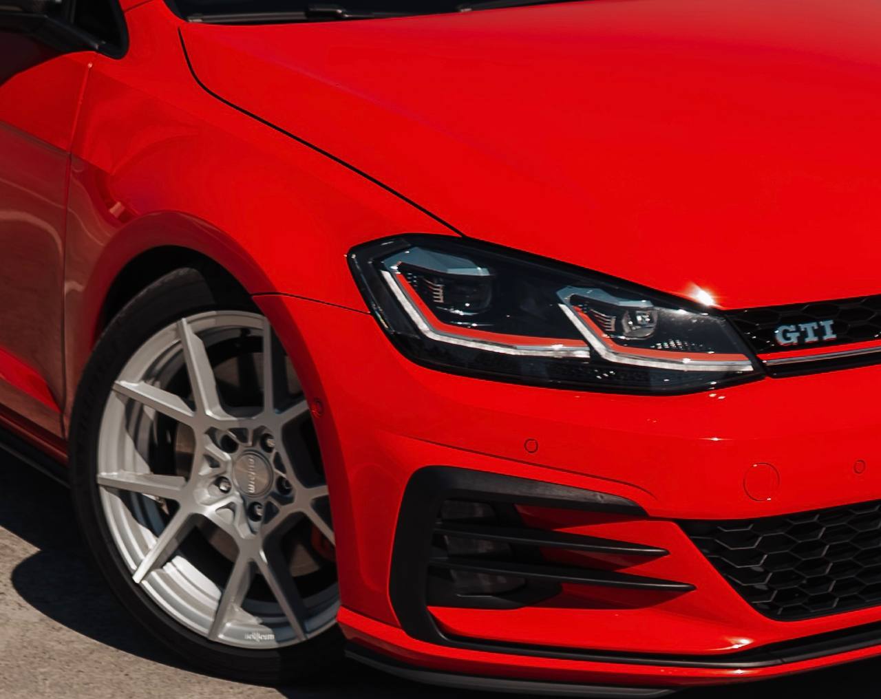 Купити капот Volkswagen 