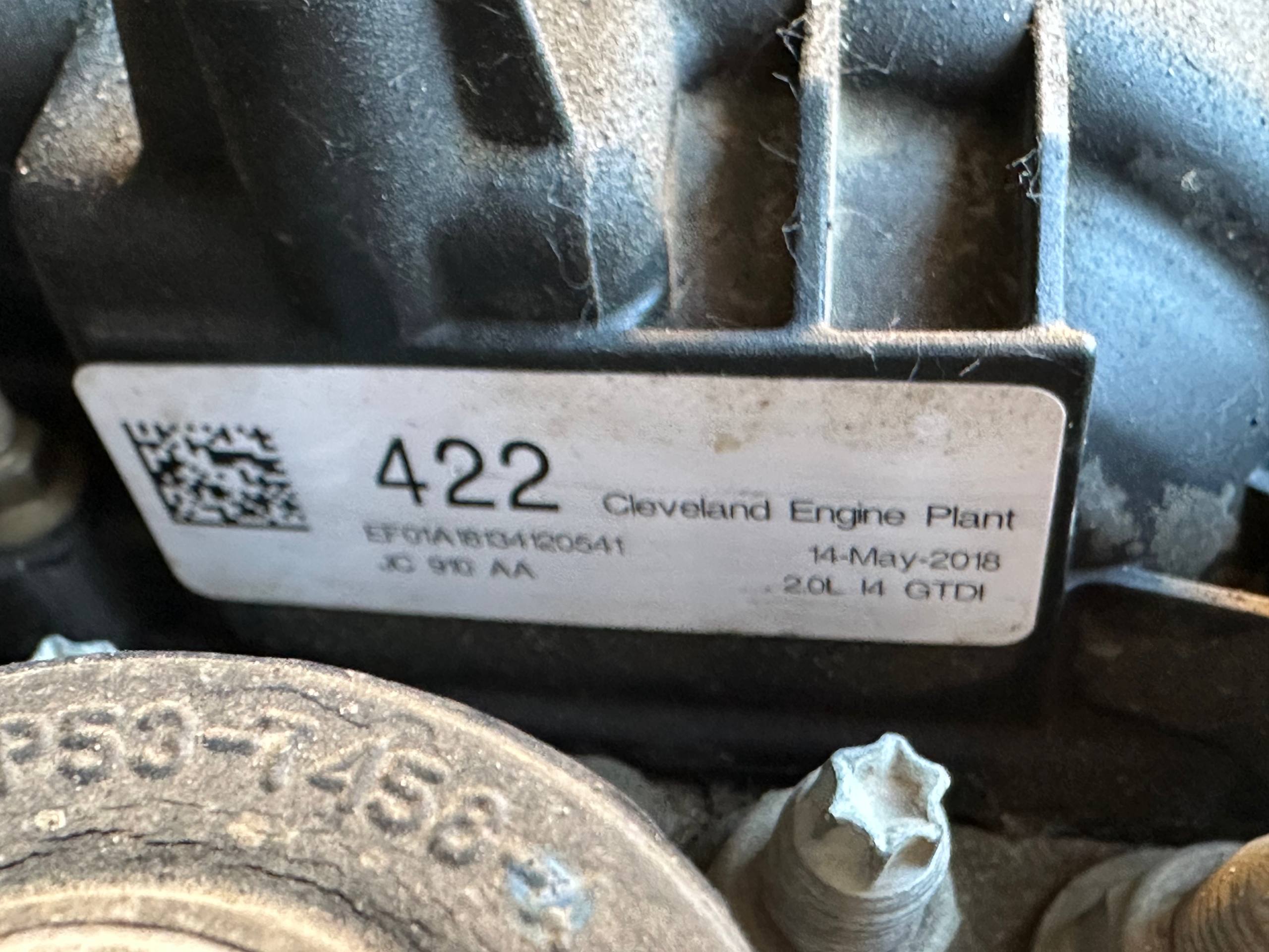 Купити клапанну кришку Ford Edge 