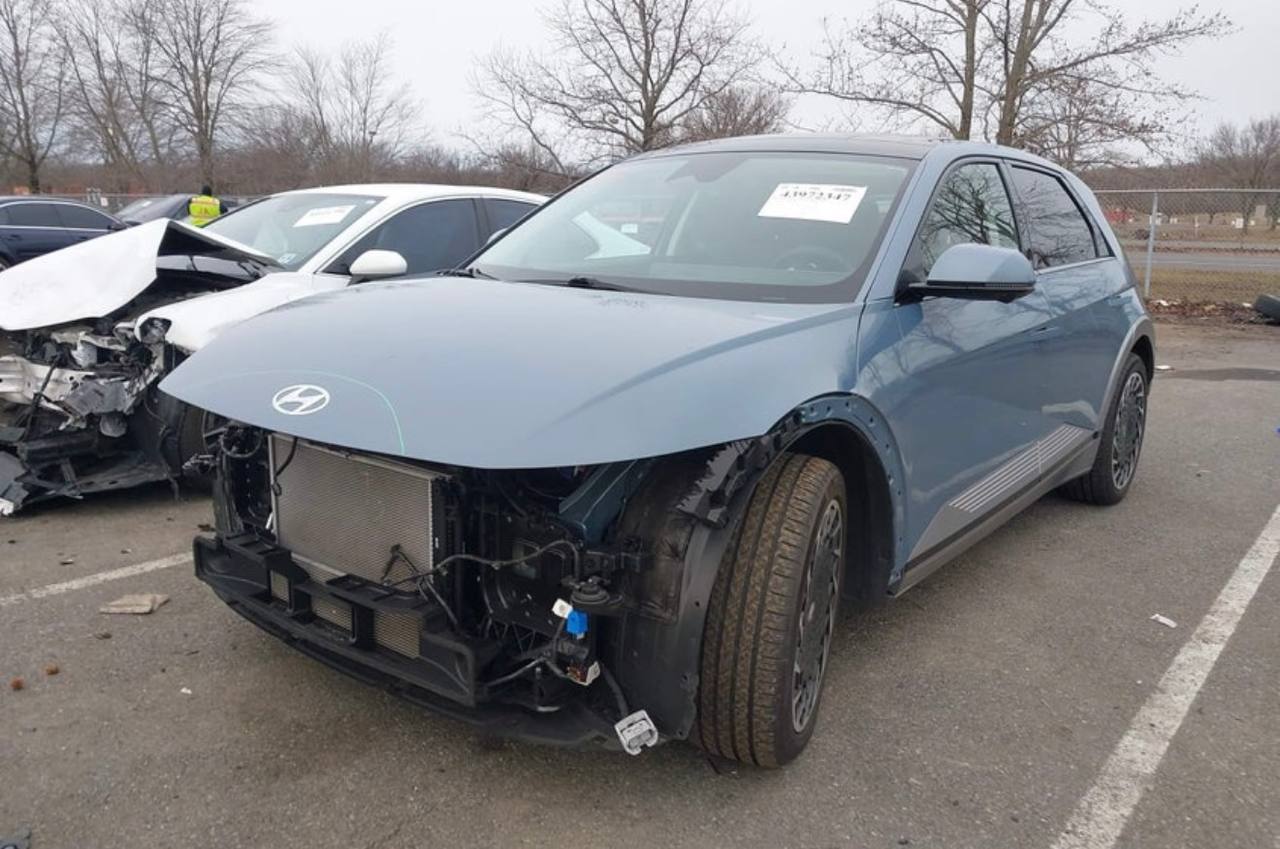 Купити комплектний перед Hyundai limited 