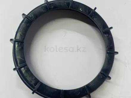 Купити кришка бензонасоса Mazda 