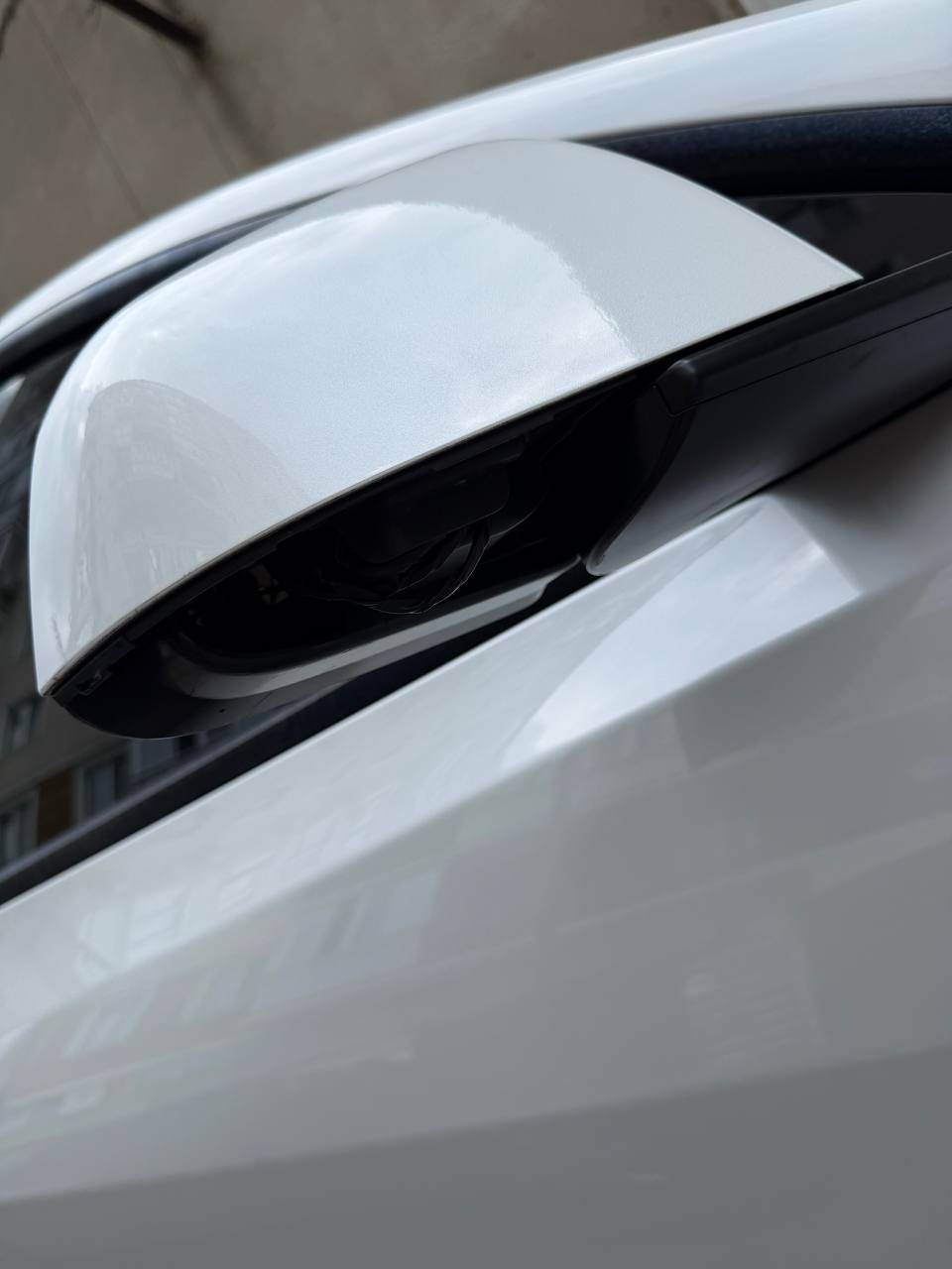 Купити крышка Tesla Model Y 