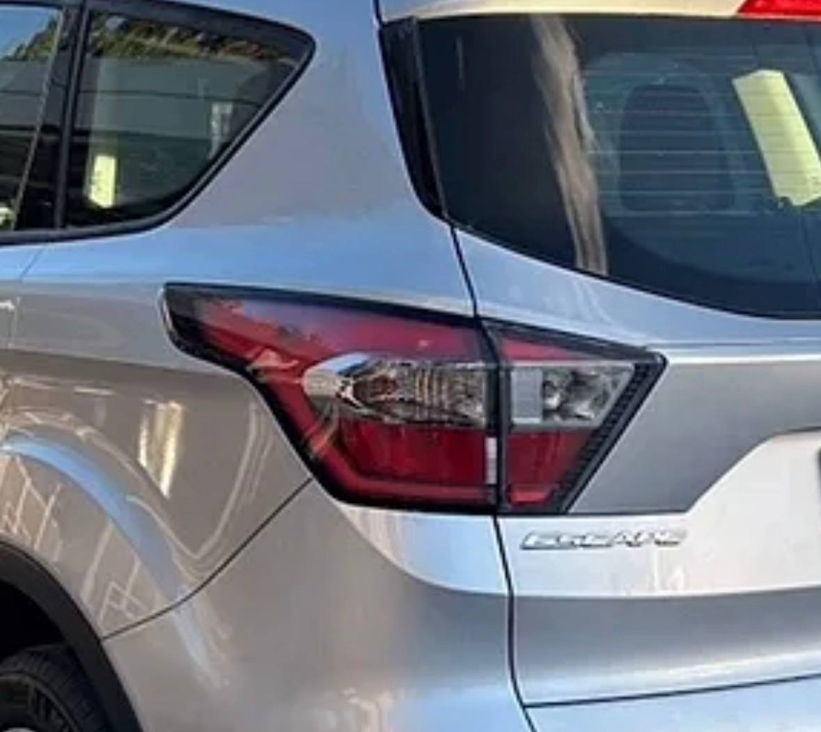 Купити ліхтарі Ford Escape 2016 р. 
